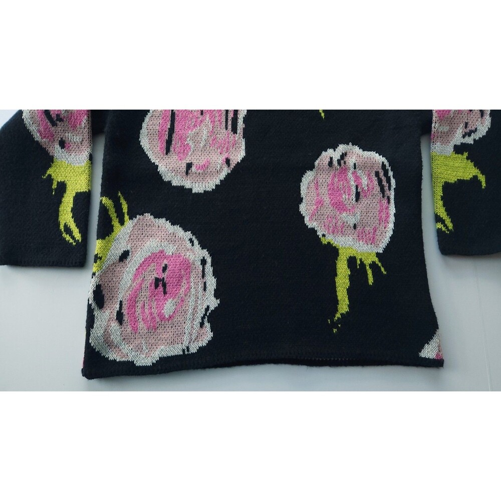 Cawaii French Black Pink Floral Intarsia Knit Sweater - L - Picture 4 of 8
